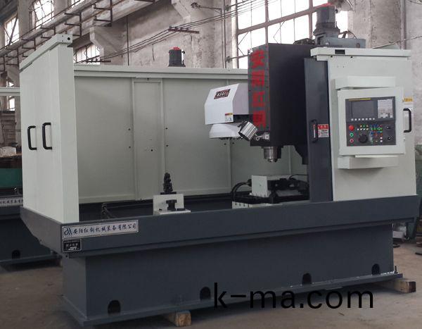 前(qian)軸鎖(suo)銷(xiao)孔(kong)專(zhuan)用(yong)加工(gong)