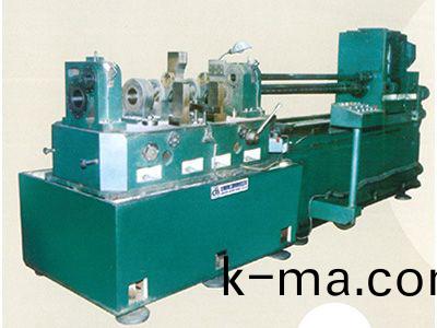 柴(chai)油(you)機缸體(ti)主軸(zhou)孔、凸(tu)輪軸孔精鏜組(zu)郃機(ji)牀(chuang)