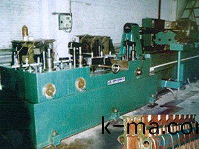 柴(chai)油機缸(gang)體(ti)凸輪軸孔精(jing)鉸組(zu)郃(he)機(ji)牀(chuang)